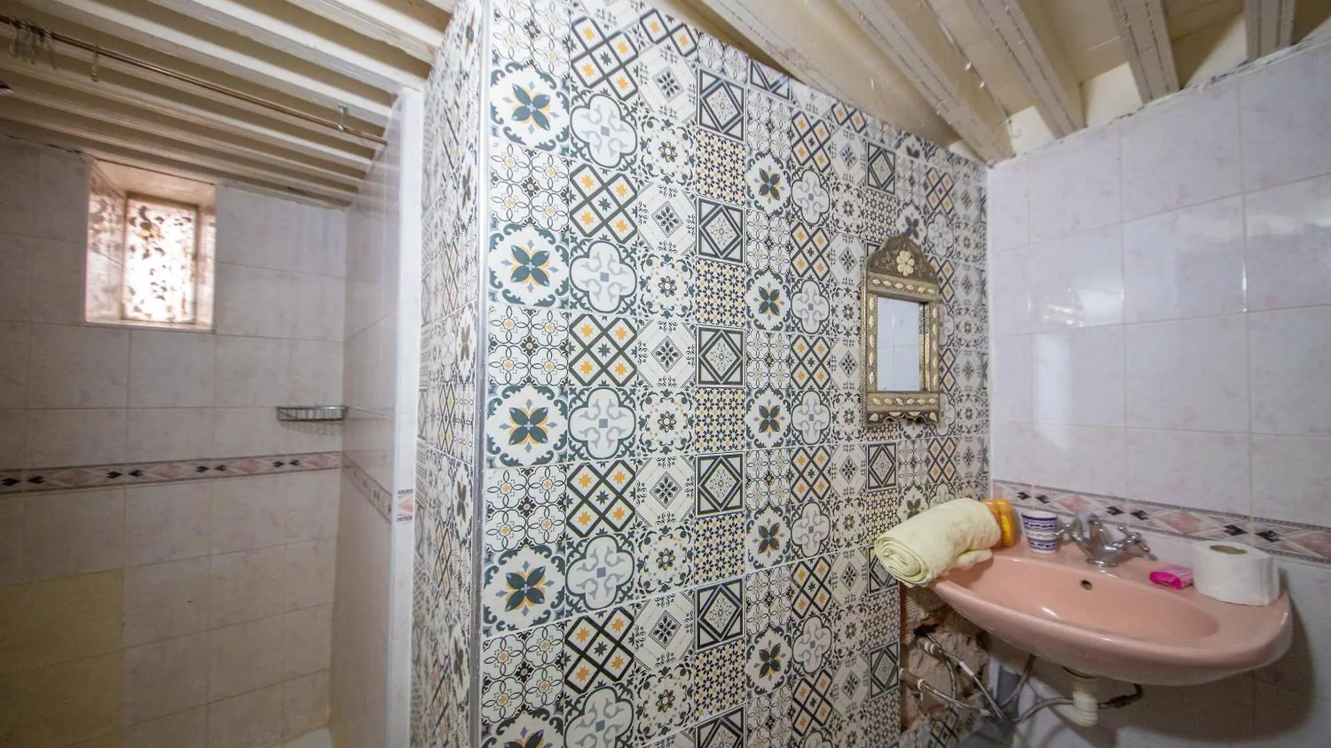 Guest house Hello Hotel Fes Morocco